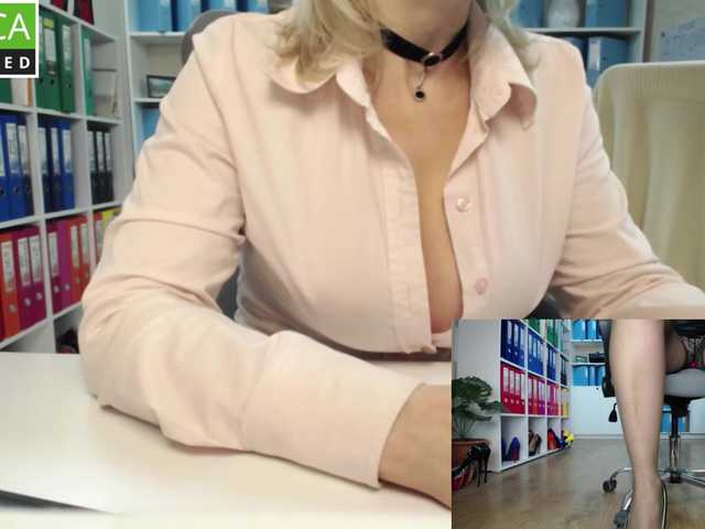 legsoffice live sex show