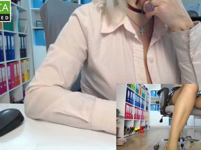 passionate_blonde