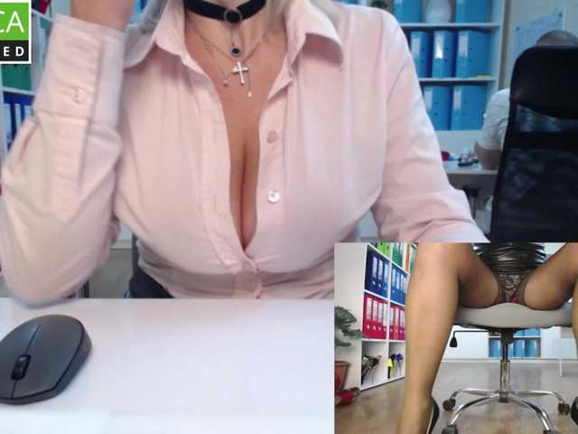 passionate_blonde