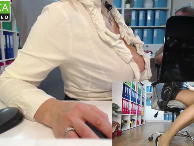 passionate_blonde
