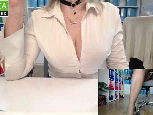 passionate_blonde webcam