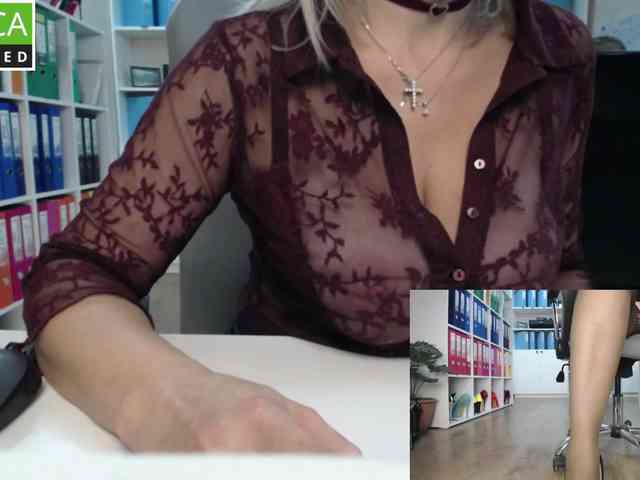 passionate_blonde webcam