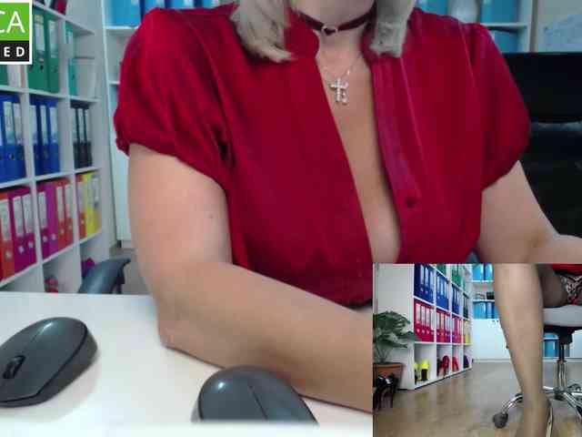 passionate_blonde webcam