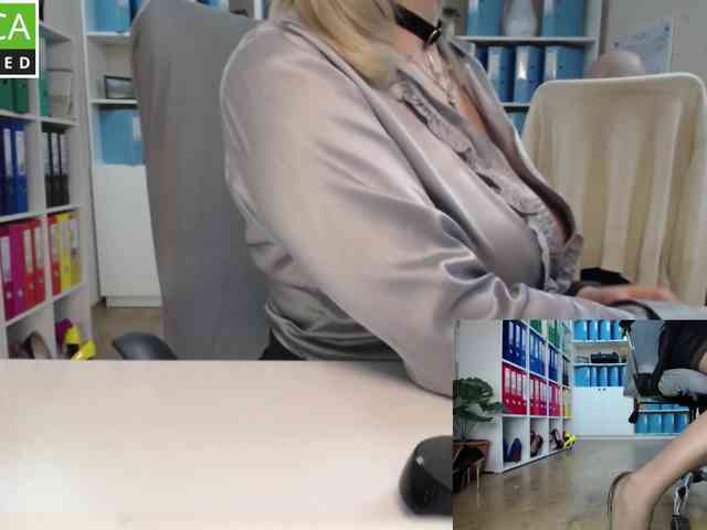 passionate_blonde webcam