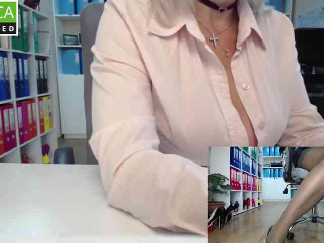 passionate_blonde webcam