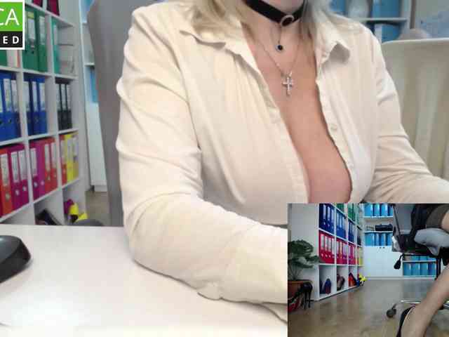 passionate_blonde webcam