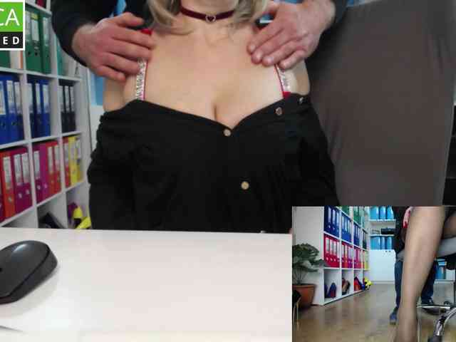 passionate_blonde webcam