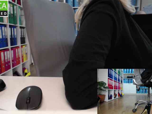 passionate_blonde webcam