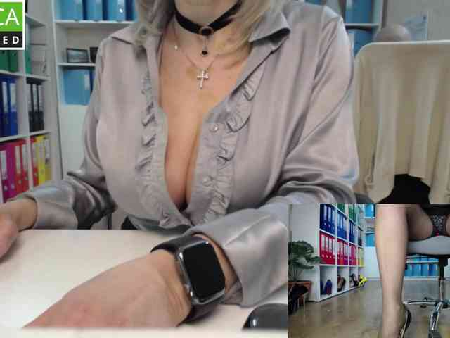 passionate_blonde webcam