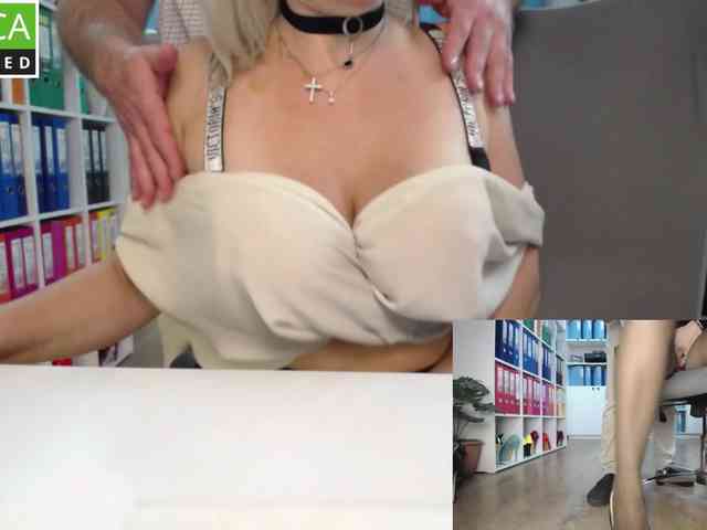 passionate_blonde webcam