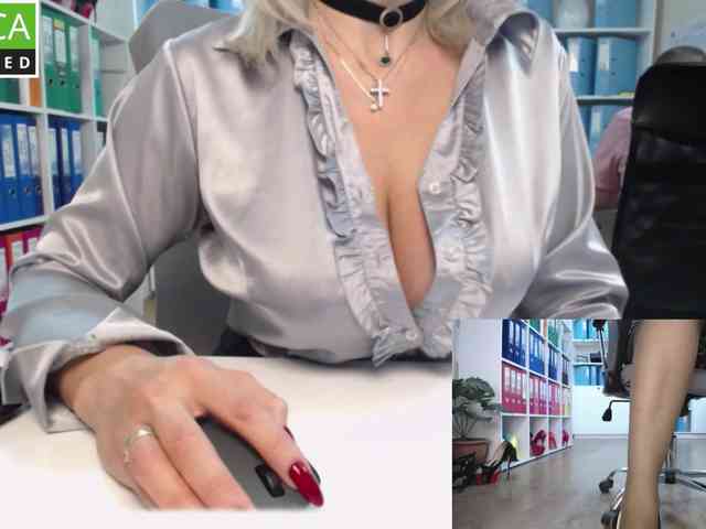 legsoffice Sex Cam Show