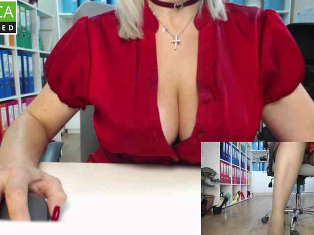 passionate_blonde webcam