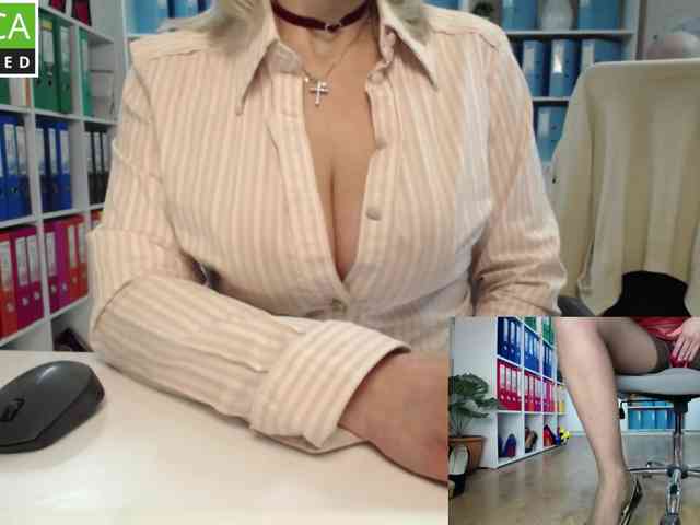 passionate_blonde webcam