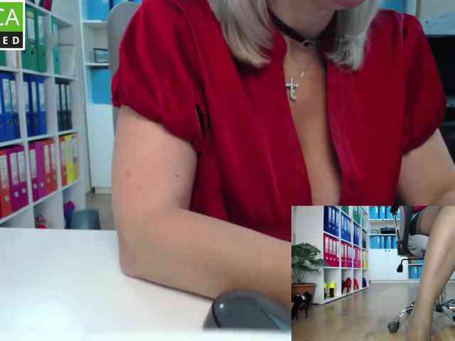 passionate_blonde webcam