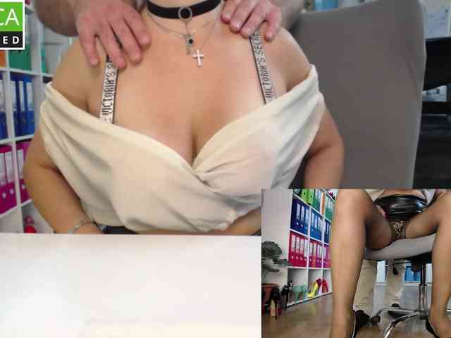 passionate_blonde webcam