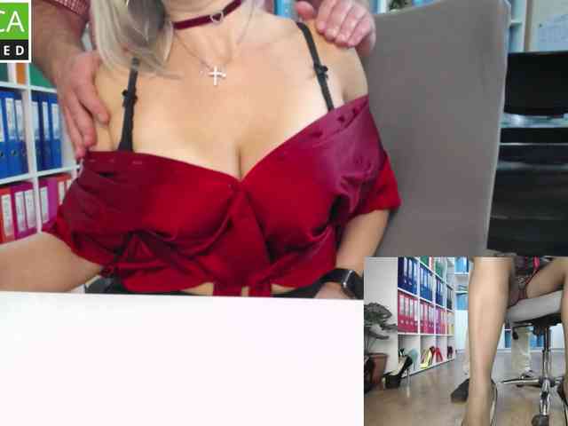 passionate_blonde webcam