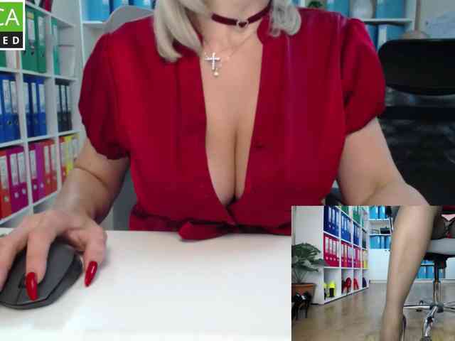 passionate_blonde webcam