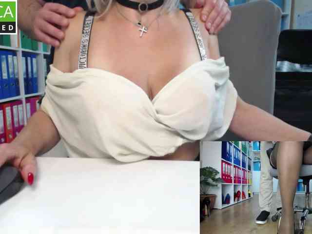 passionate_blonde webcam