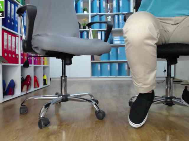 passionate_blonde webcam