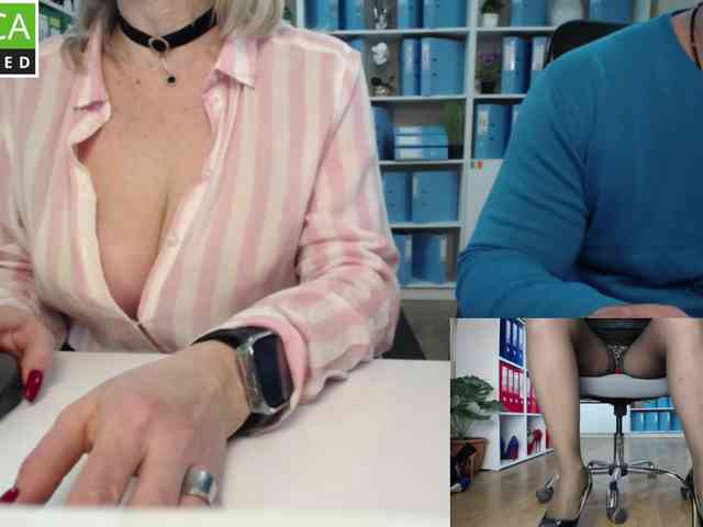 passionate_blonde webcam