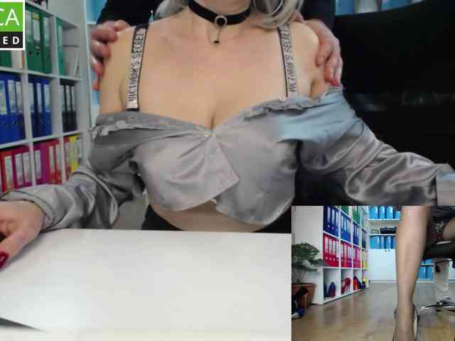 passionate_blonde webcam