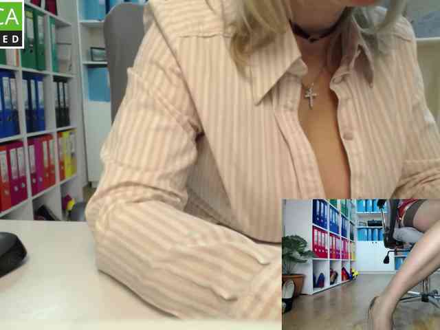 passionate_blonde webcam