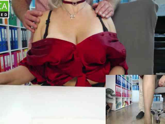 passionate_blonde webcam