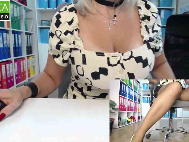 passionate_blonde webcam