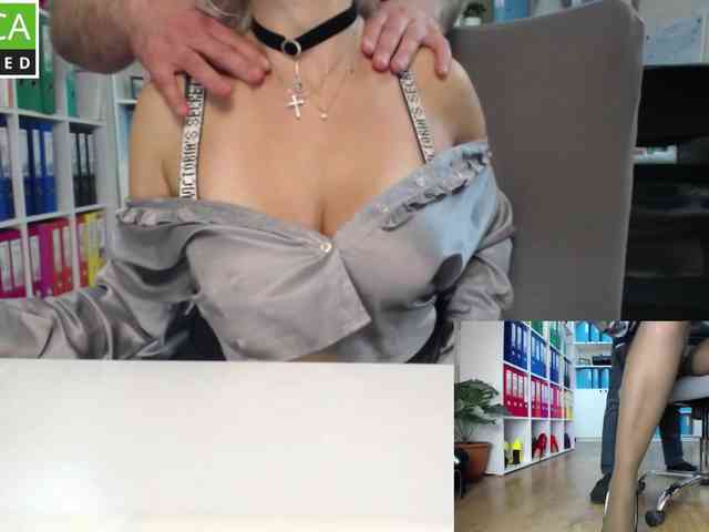 passionate_blonde webcam