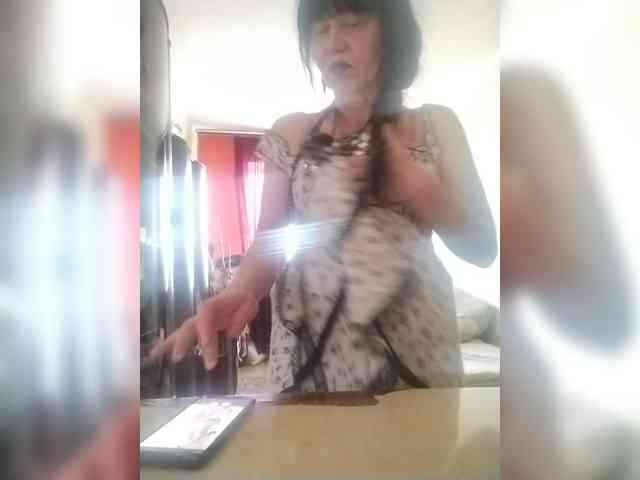 _JOSSEPHINNA__ webcam