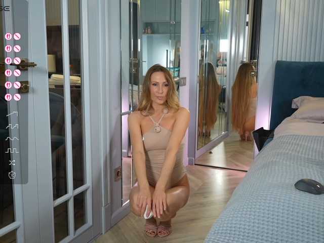 fire-girls cam belle