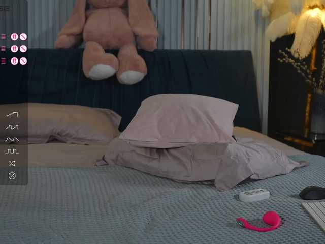 fire-girls's BongaCams show and profile