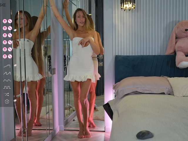 fire-girls live cam on BongaCams