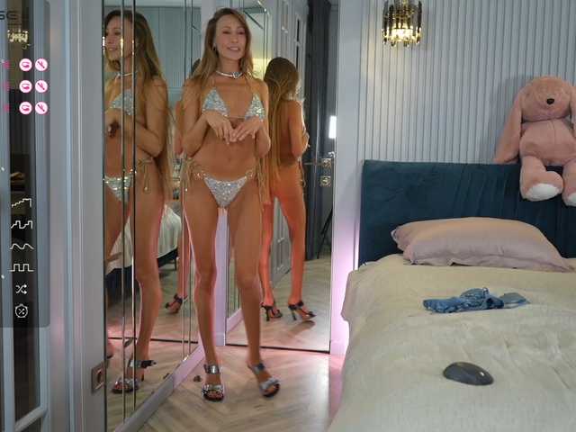 fire-girls live cam on BongaCams