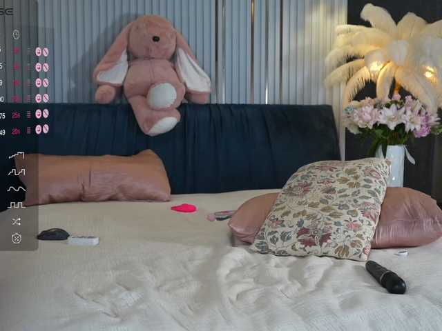 fire-girls live webcam show