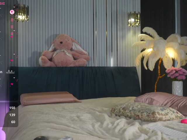fire-girls live cam on BongaCams