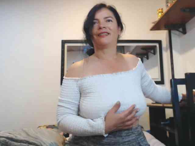 VKKTORIAAA webcam