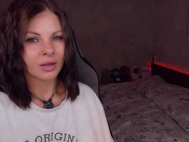 LiluDallass live cam on BongaCams