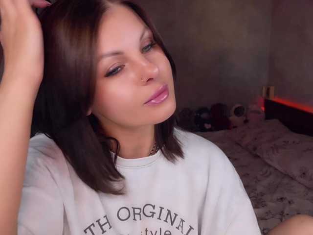LiluDallass live cam