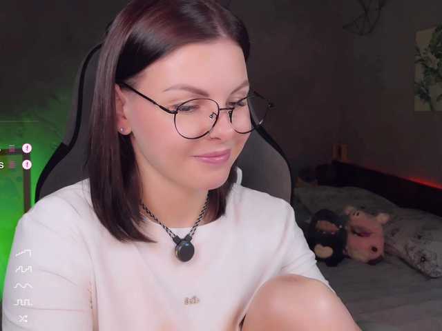 LiluDallass's BongaCams show and profile