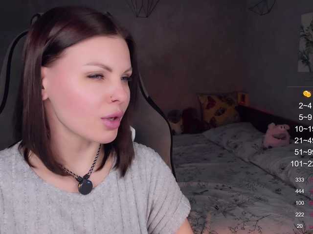 LiluDallass live cam