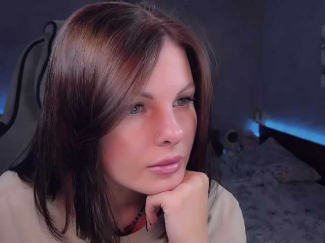 LiluDallass live cam on BongaCams