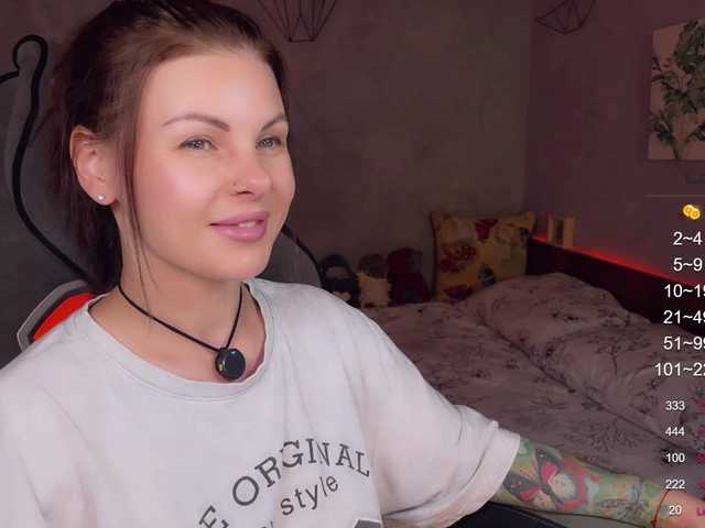 LiluDallass live cam