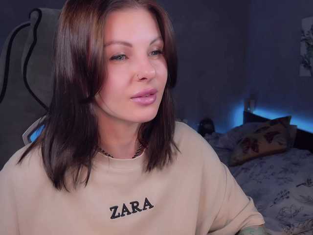Lilu_Dallass preview
