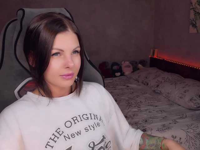 LiluDallass live cam on BongaCams
