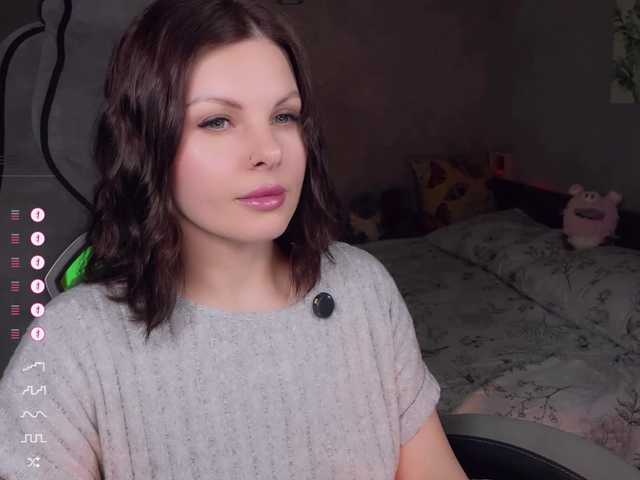 LiluDallass's BongaCams show and profile