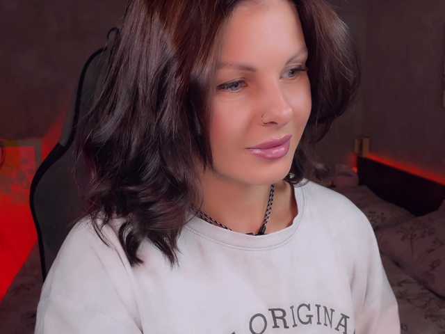 LiluDallass live cam on BongaCams