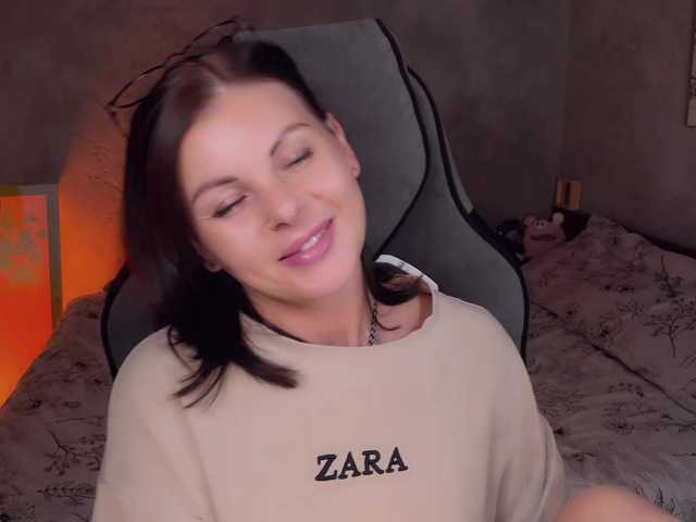 LiluDallass live cam on BongaCams