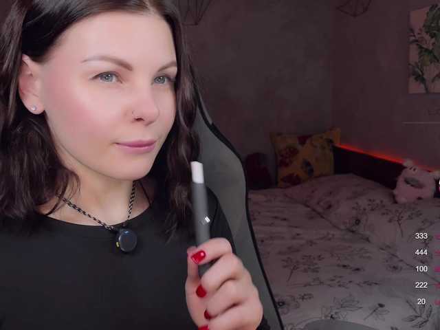 LiluDallass live cam on BongaCams