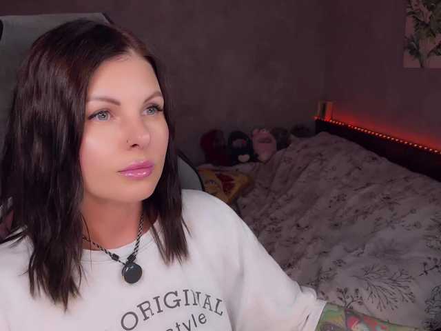 LiluDallass live cam on BongaCams
